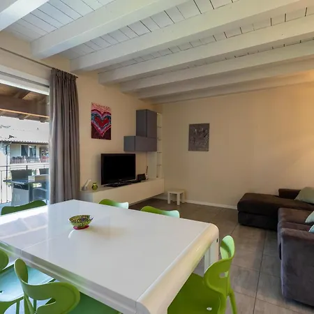 Raffa Apartment *